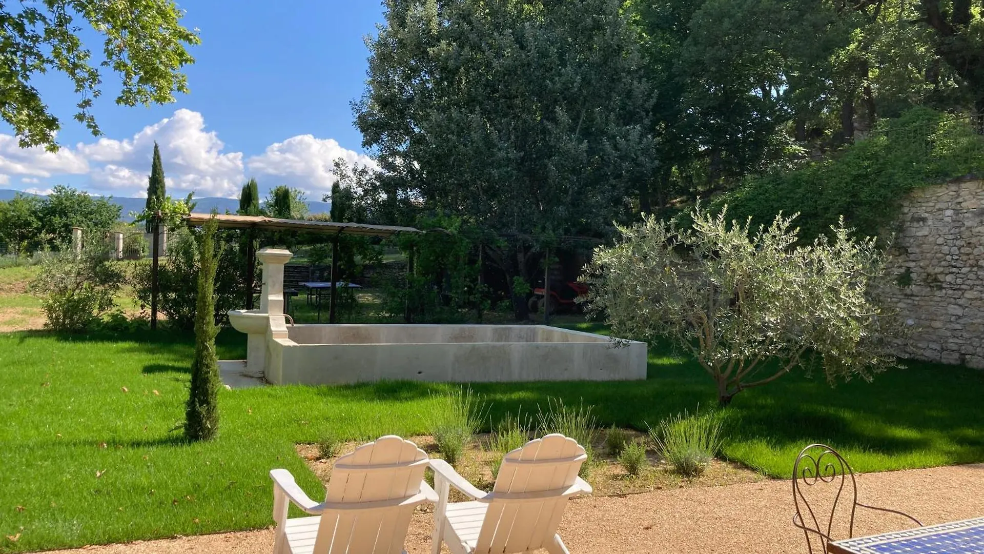 Holiday home Chateau De Peyrolles Apt